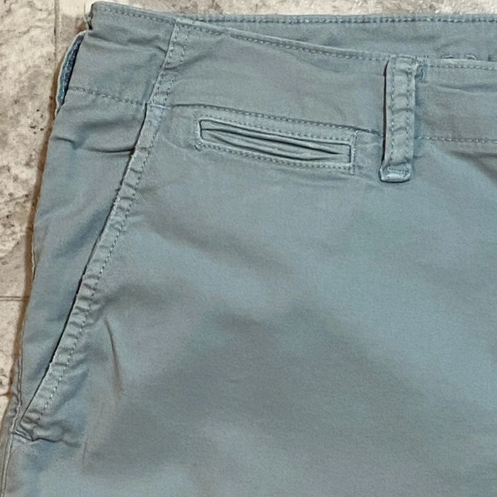 American Eagle Men's Flex Chino Shorts Light Blue Size 31 Stretch Flat Front